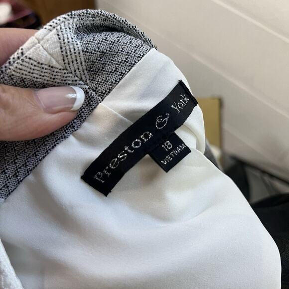 Preston & York Blazer Jacket Plus size 18 Black White Textured Striped Career - Picture 9 of 9